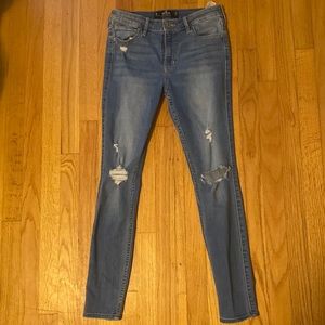 Hollister skinny jeans